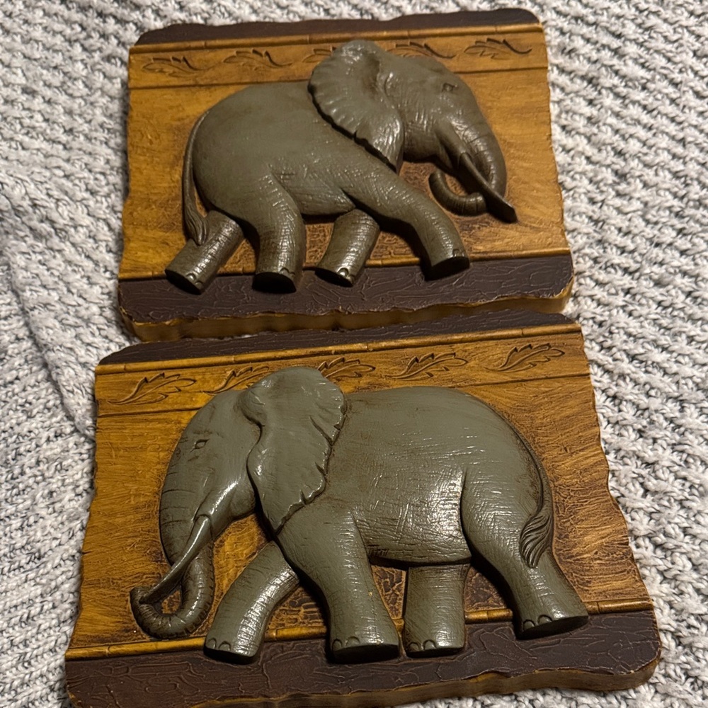 Elephant Wall Decor Plaques - Brown and Gray